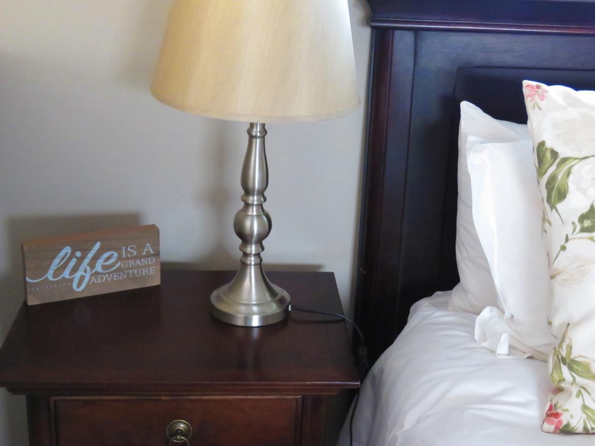 Beautiful Studio! Modern, Secure,Comfy Stay In Windhoek Golf Estate Buitenkant foto